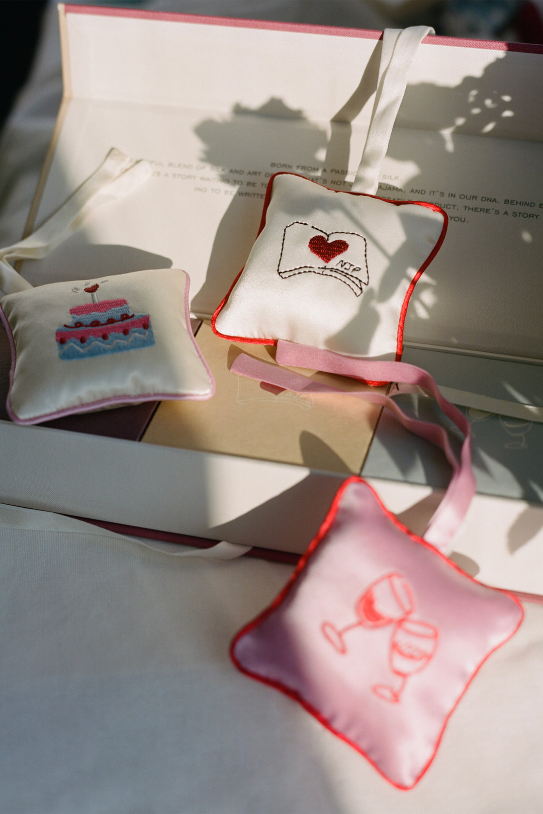 Little Joy Gift | Shine-Shine Silk Sachet Gift Box Set