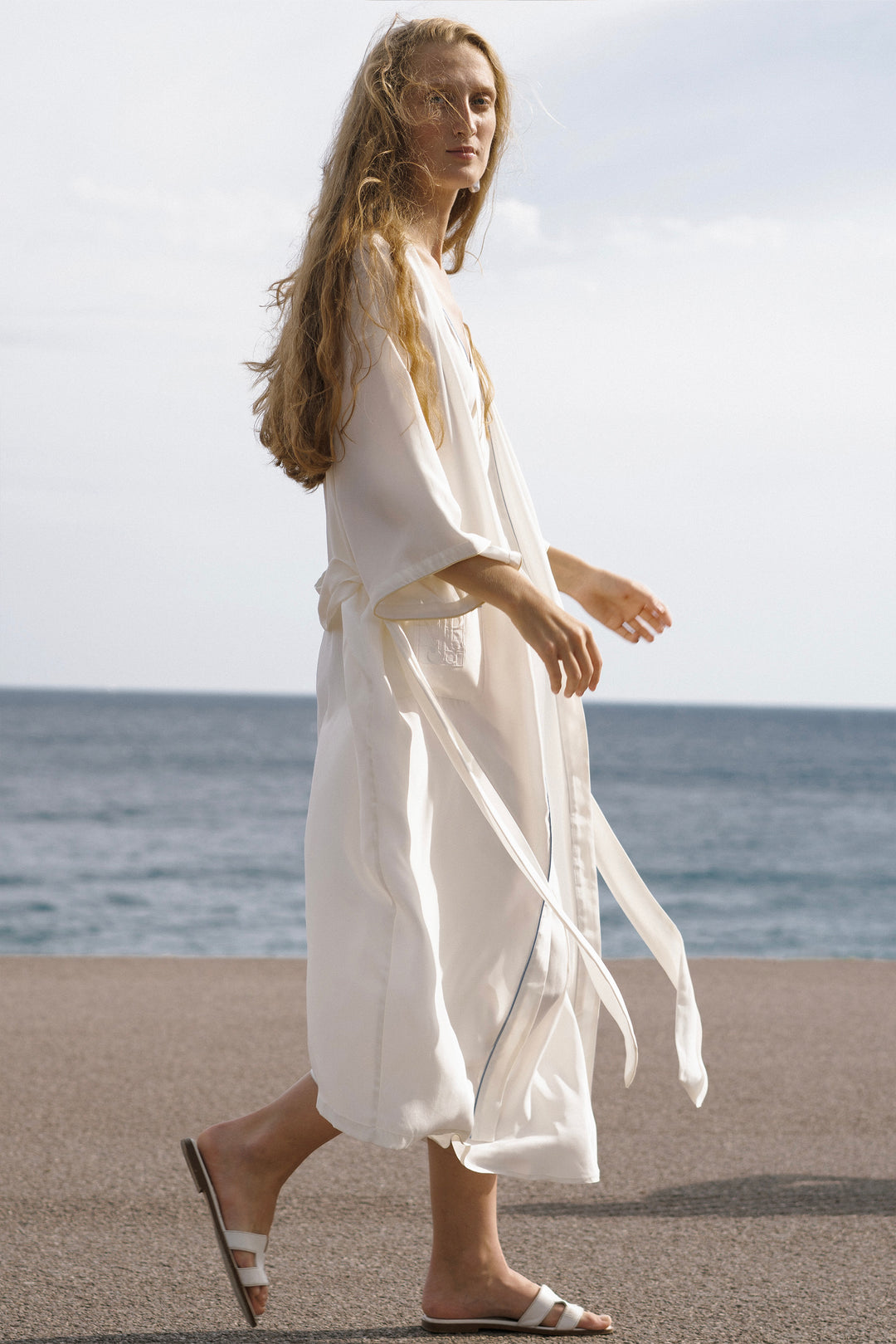 Gloss of Water | HydraSilk 22mm Luxe Hydration Robe