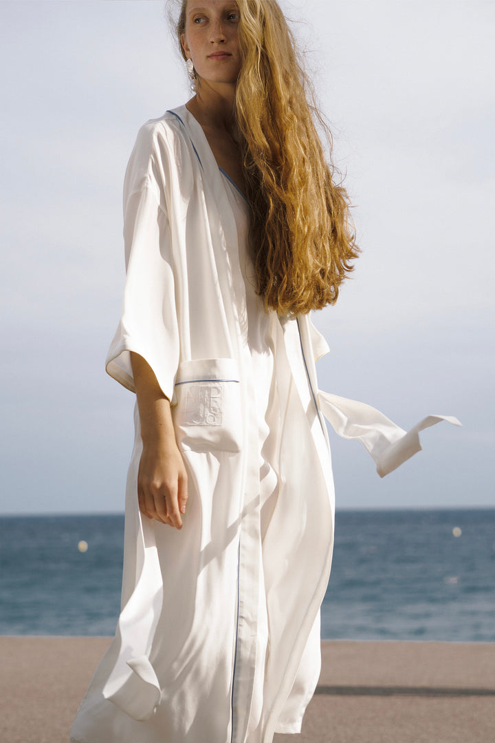 Gloss of Water | HydraSilk 22mm Luxe Hydration Robe