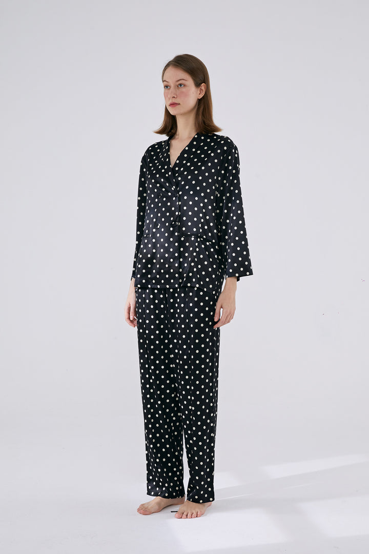 Gentle Women Polka Suit