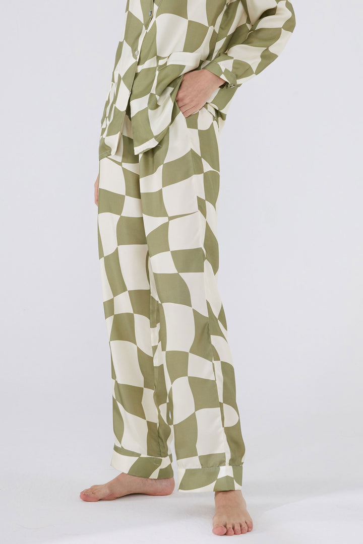 Queen of Chess Long Silk Pajama Set - Green