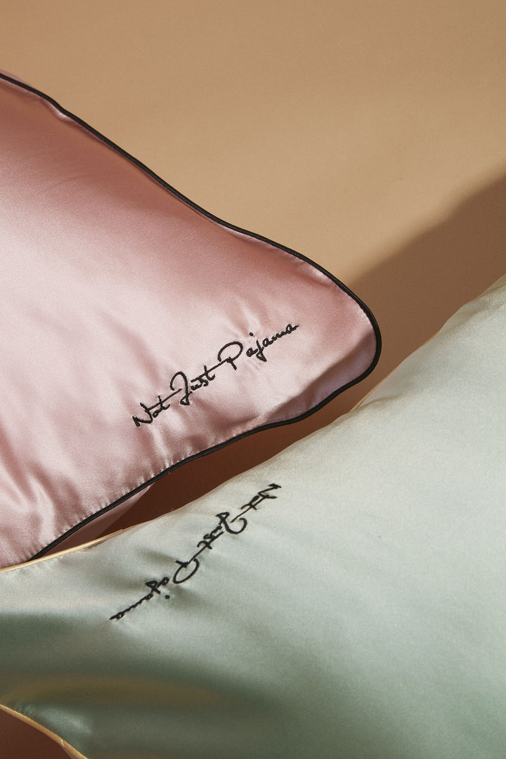 Basics Silk Pillowcase