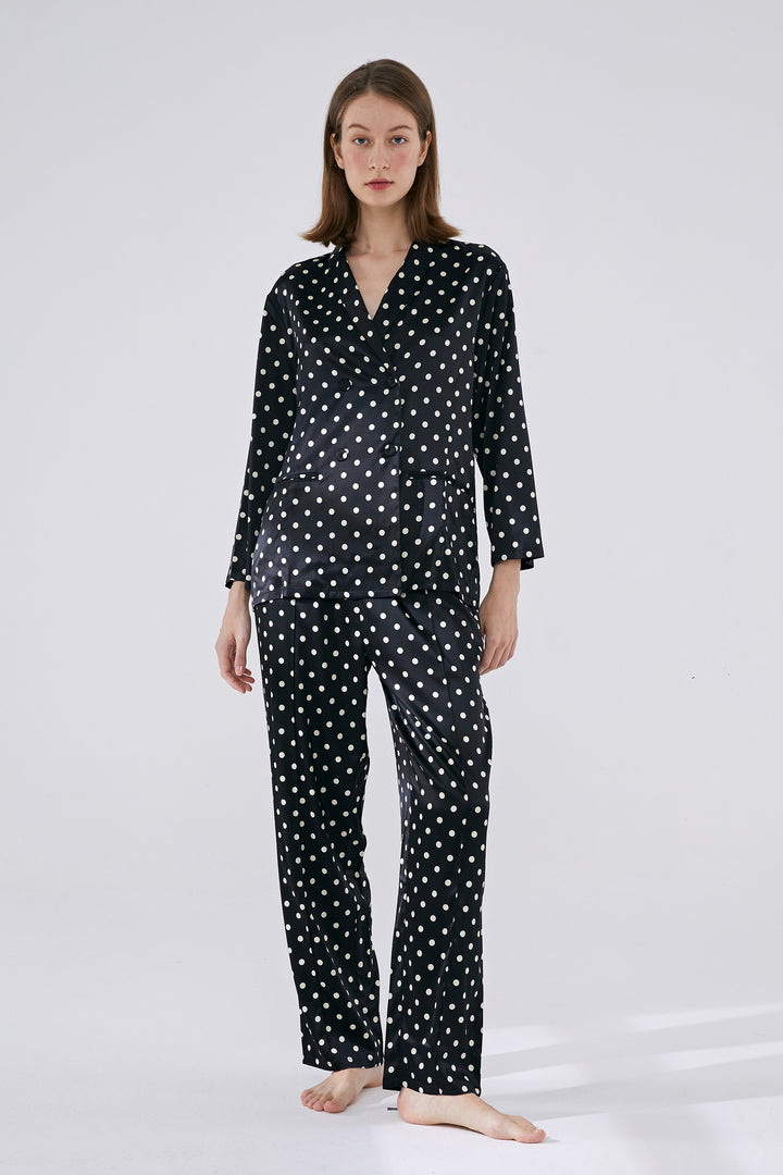 Gentle Women Polka Suit